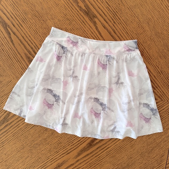 LIKE NEW! TRAVIS MATHEW Sapphire Sunrise Skirt - Gray & White - Picture 1 of 8